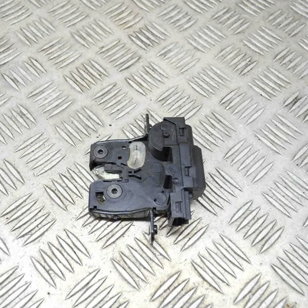 Baklucka Lås Nissan Qashqai J10 90502EY10D image 3