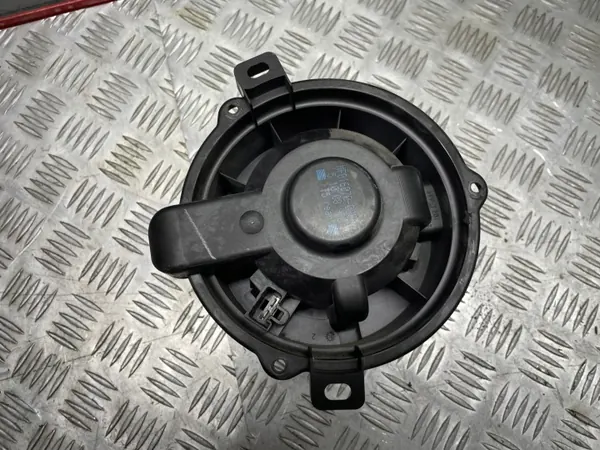 Ventilateur d'habitacle OEM 3558741 pour Discovery III 2.7TDV6 image 7