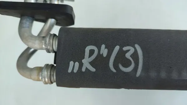 2007 Mercedes-Benz R W251 Ilmastointikondensaattori 982729G02 image 6