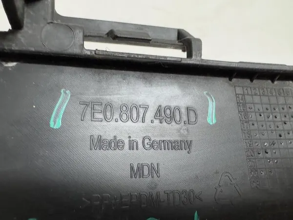 Griglia destra VW T6 15- 7E image 3