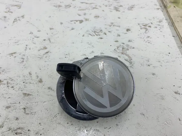 VW New Beetle Kofferraumschloss Schlüssel 3B0959781A image 2