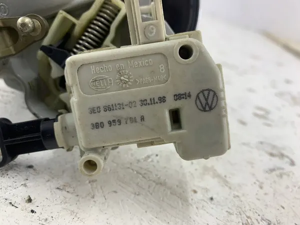 VW New Beetle Kofferraumschloss Schlüssel 3B0959781A image 5