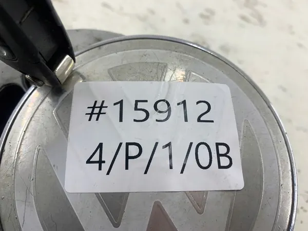 VW New Beetle Kofferraumschloss Schlüssel 3B0959781A image 6