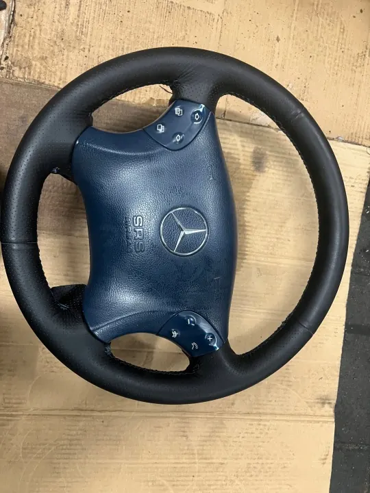 OEM a2034600903 Ratt med Airbag - Begagnad image 2