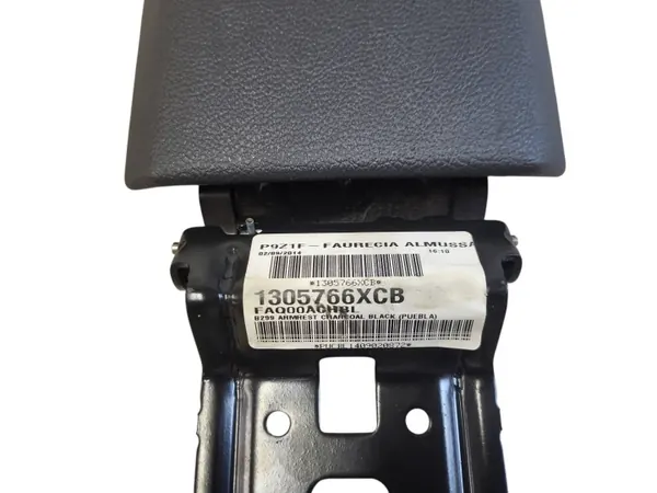 Reposabrazos Ford OE OEM 1305766XCB para Fiesta VII image 6