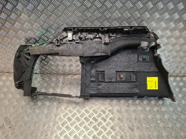 OEM S26372631 Bagageutrymmesmatta höger bak Mercedes W213 image 4