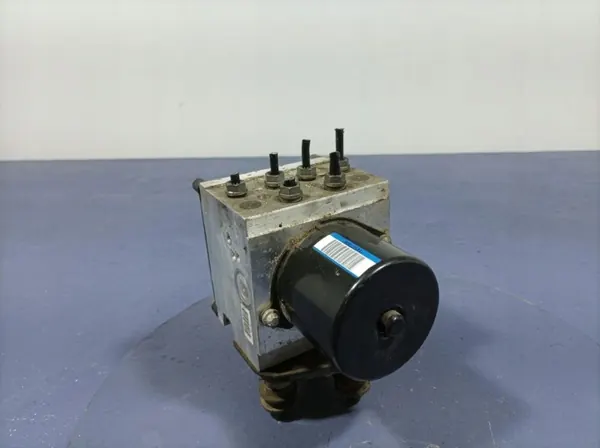 ABS-pumppu OEM 3C0614109AH VW Passat B6 2.0 TDI:lle image 3