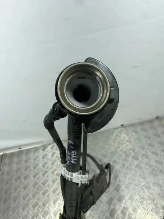 OEM FBZ28689 Pescoço de Abastecimento para Toyota RAV4 2019 image 4