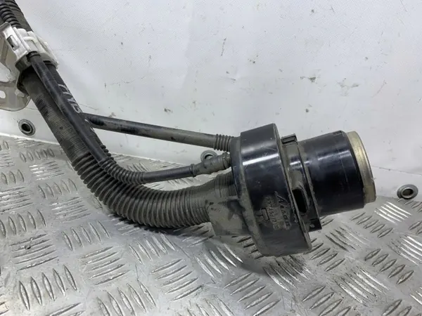 OEM FBZ28689 Pescoço de Abastecimento para Toyota RAV4 2019 image 7
