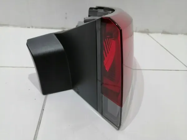 Oikea Takavalo Renault Megane IV Lift image 2