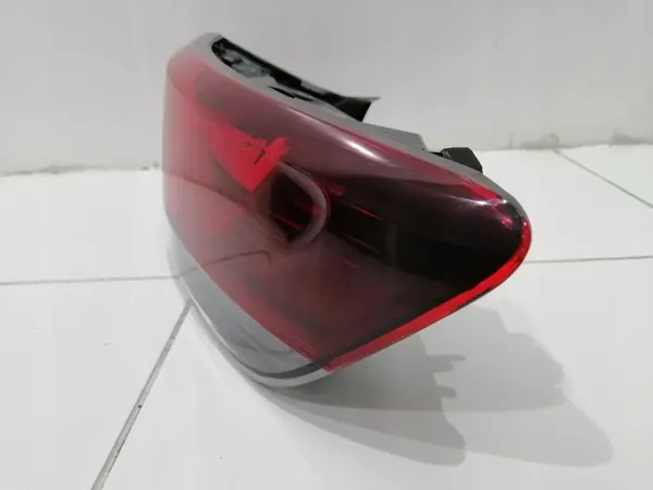 Oikea Takavalo Renault Megane IV Lift image 5