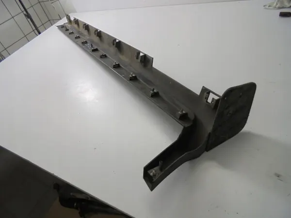 OEM CV44-S10155-AB Vasen kynnyssuoja Ford Kuga MK2 image 4
