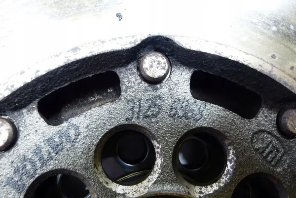 Volvo V70 III V60 I S60 II XC60 2.0 D3 Volante de Dupla Massa image 5