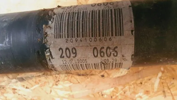 OEM 2090606 Aandrijfas Mercedes W203 C230 image 5