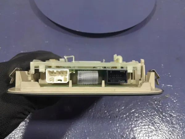 Luz armazenamento teto Alfa Romeo 159 OEM Lochow-326701- image 10