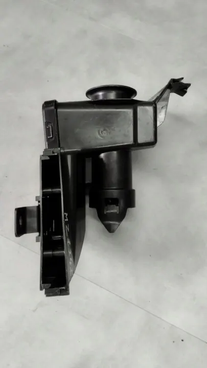 OEM 96826476 Prise d'Air pour Peugeot, Citroen, Opel image 2