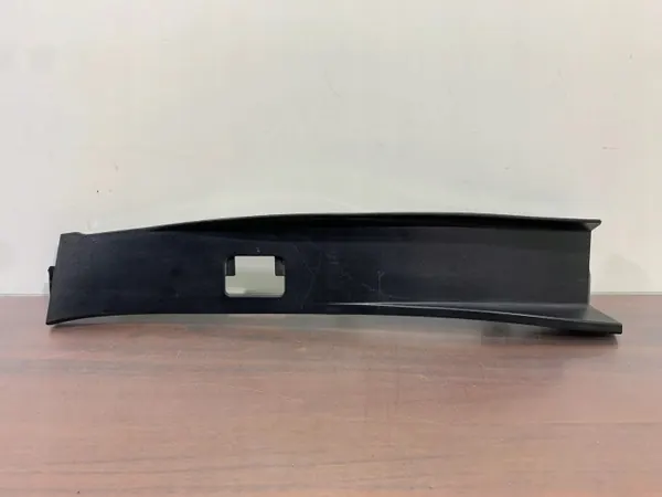 Cadre phare arrière Subaru Ascent OEM 3685092 image 2
