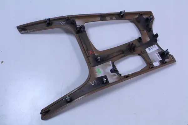 BMW X3 F25 Console Trim 9200952 image 3
