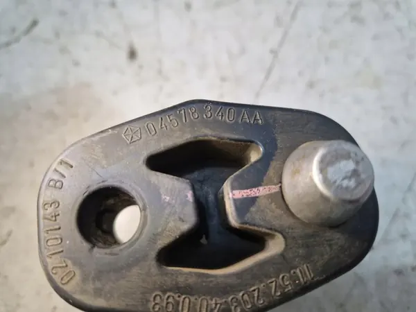 DODGE CHARGER CHALLENGER 15- Uitlaatbeugel 04578340AA image 4