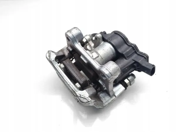 Hyundai Kona Taka jarruventtiili OEM BC610A3000C image 6
