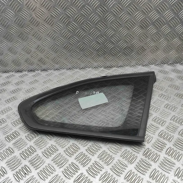 OEM 7349648 Rechte Heckscheibe für BMW X1 F48 image 2