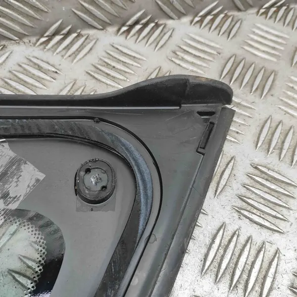 OEM 7349648 Rechte Heckscheibe für BMW X1 F48 image 5