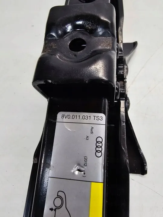 Macaco Audi OEM 8V0011031 para A3 8V e A1 image 4