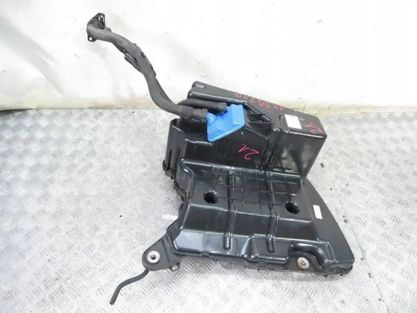 Audi OE 8W0131878BH använt tank - Direkt passform image 3