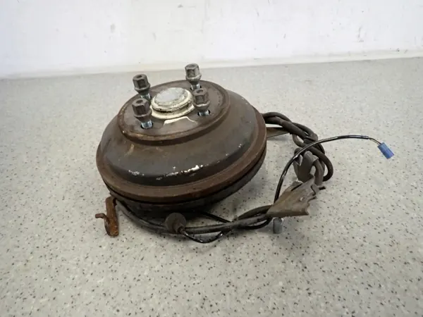Suzuki Swift TS 07-09 Bakre Vänster Bromstrumma OEM image 3