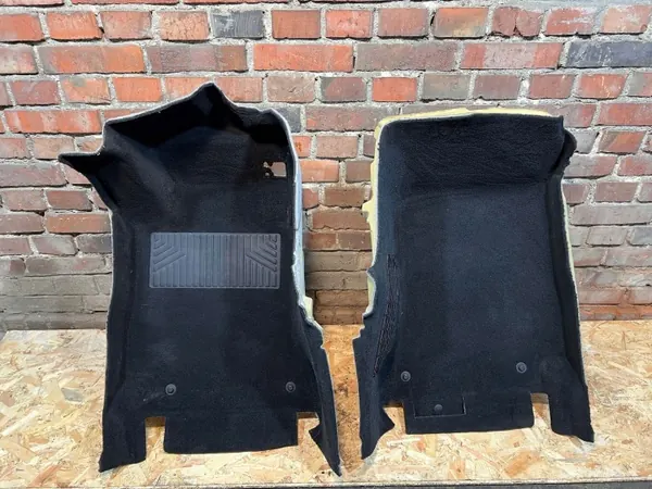 Voorste vloermat OEM A2386806200 A2386806300 Mercedes image 2