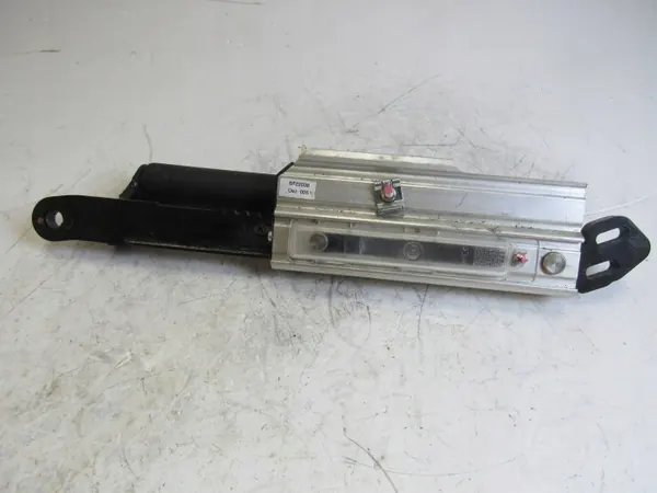 Mercedes-Benz SL W230 tak fällventil OEM A2308600335 image 2