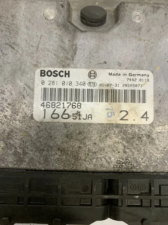 Ordinateur de moteur Fiat 0281010340 image 2