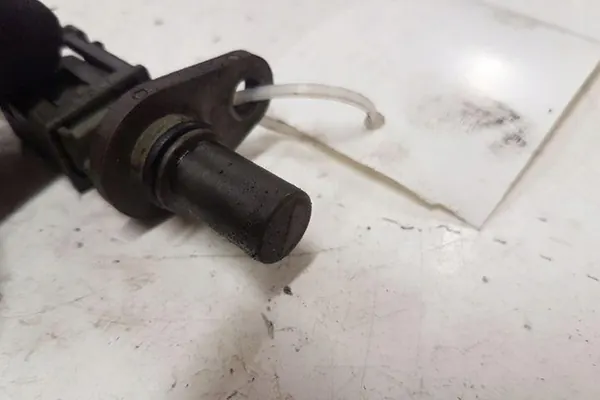 Sensor de posición del árbol de levas FORD TRANSIT 2.2L image 5