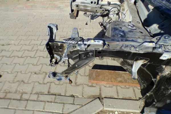 Panel cuarto izquierdo OEM ćwiartkatekpn Renault Megane IV image 2