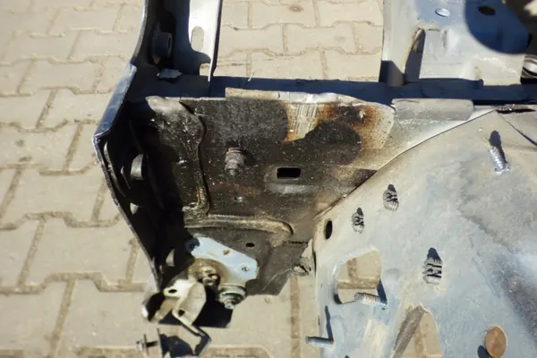 Panel cuarto izquierdo OEM ćwiartkatekpn Renault Megane IV image 4