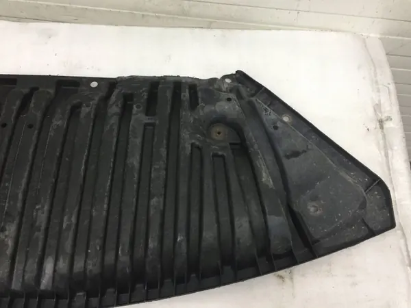 Mercedes Framstötfångare Skydd OEM A2075240930 image 7