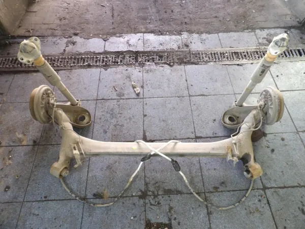 Skoda Fabia III achterasbalk OEM DEMONTCARS-69682 image 2