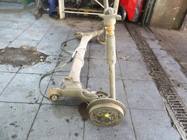Skoda Fabia III achterasbalk OEM DEMONTCARS-69682 image 4