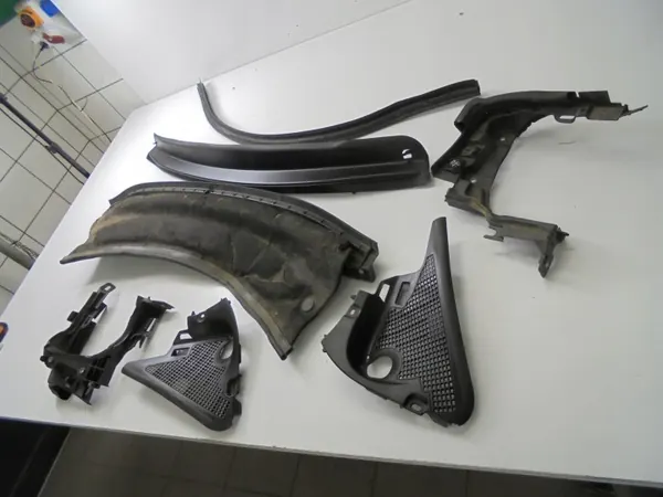 Komplette Windschutzscheibe OEM 668630014R für Renault Scenic III image 2