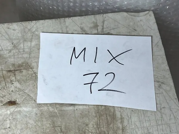 Mozzo anteriore sinistro VW Skoda Seat image 4