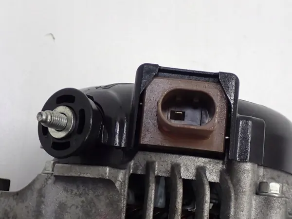 OEM 27060-0Q160 Vaihtovirtageneraattori Toyota Aygo X 1.0 image 6