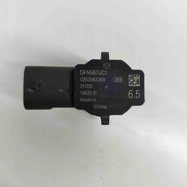 Bakre parkeringssensor PDC Mazda CX-30 2023 image 5