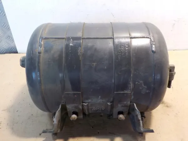 Tanque de ar Scania OEM 1764721 para R380 - Usado image 3