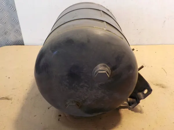 Tanque de ar Scania OEM 1764721 para R380 - Usado image 4