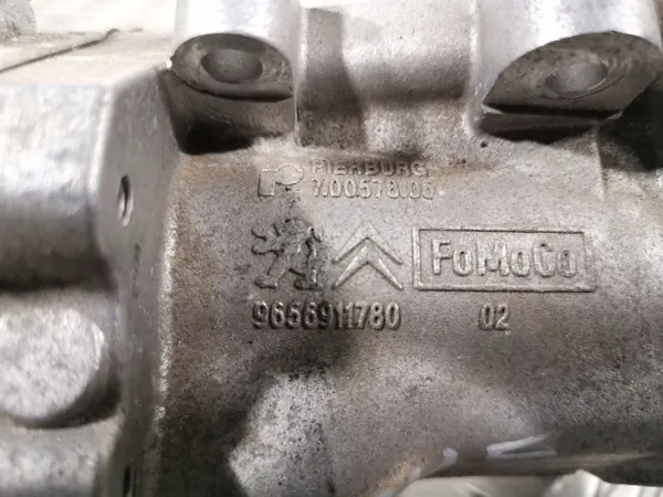 Válvula EGR Land Rover OEM 9656911780 - Usada image 5