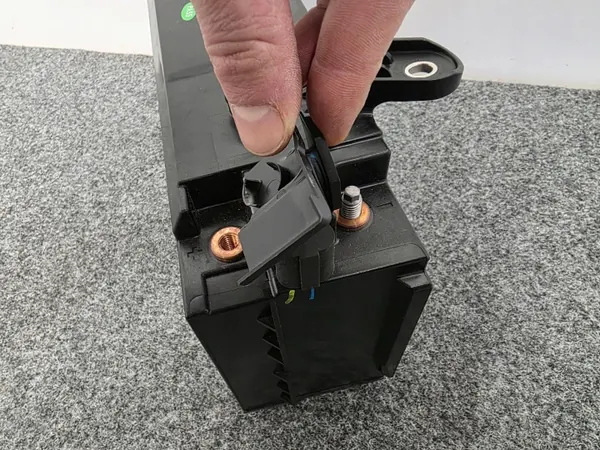 Batterie Porsche 992915099H 12,8V 40Ah Occasion image 4