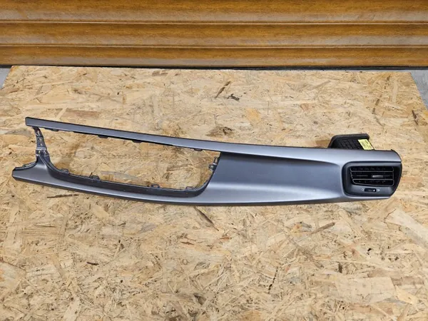 Kia OE 84721-H8000 Grille Console pour Rio IV image 2