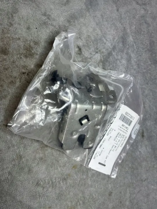 Kofferbakslot Audi A4 S4 B8 8K 8K9827505A image 4