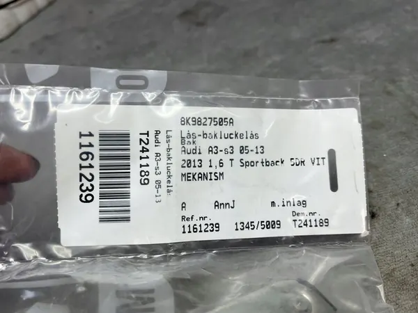 Kofferbakslot Audi A4 S4 B8 8K 8K9827505A image 5