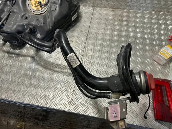 Tanque de combustível com bomba Mercedes E-Class W213 Diesel A2054705000 image 6